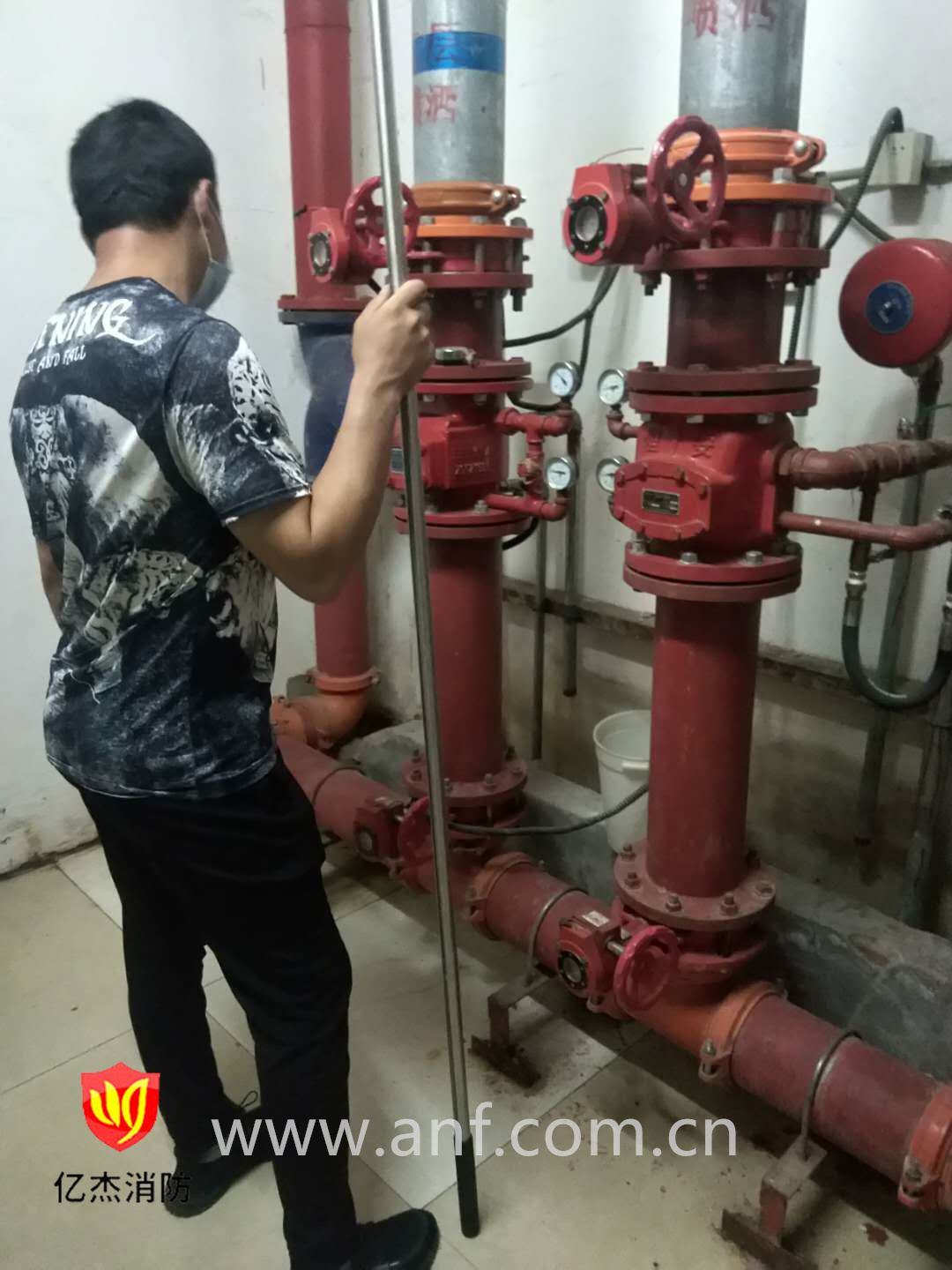 氣體滅火系統(tǒng)常見構氣體滅火系統(tǒng)常見構件及其作用！